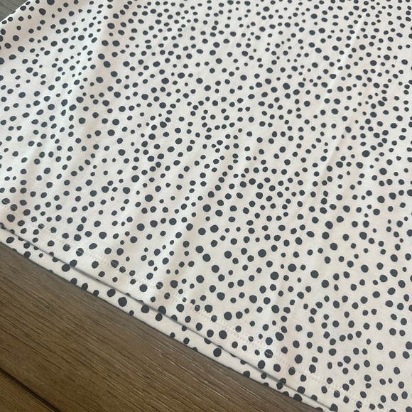 White House Black Market Short Sleeve T-Shirt Size Medium - Picture 6 of 10